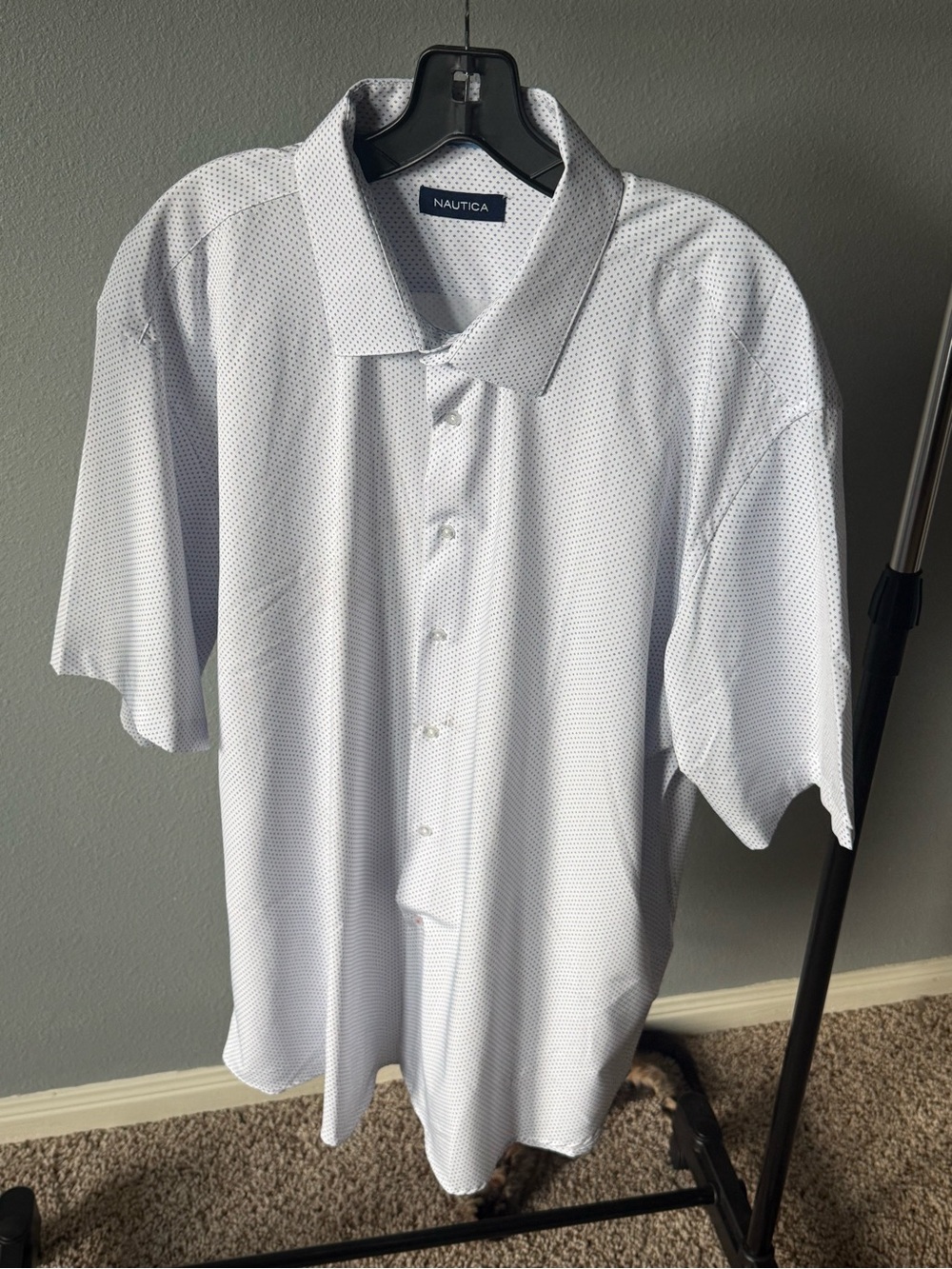 Nautica Men's White Short-Sleeve Microdot Button-Up Shirt